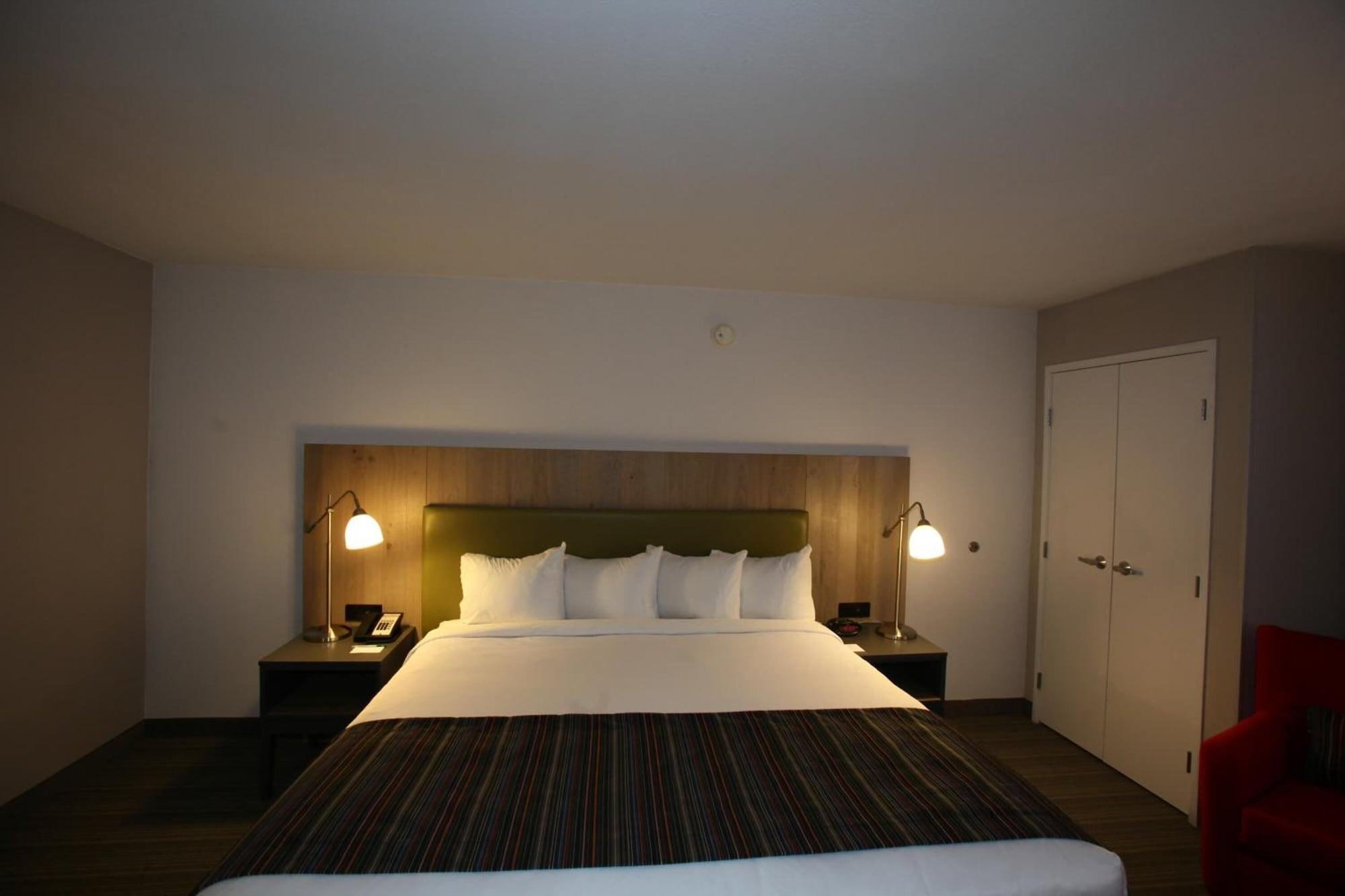 Greentree Inn & Suites Phoenix Sky Harbor Dış mekan fotoğraf