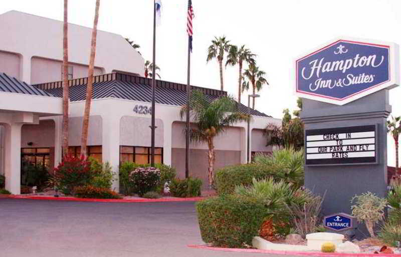 Greentree Inn & Suites Phoenix Sky Harbor Dış mekan fotoğraf